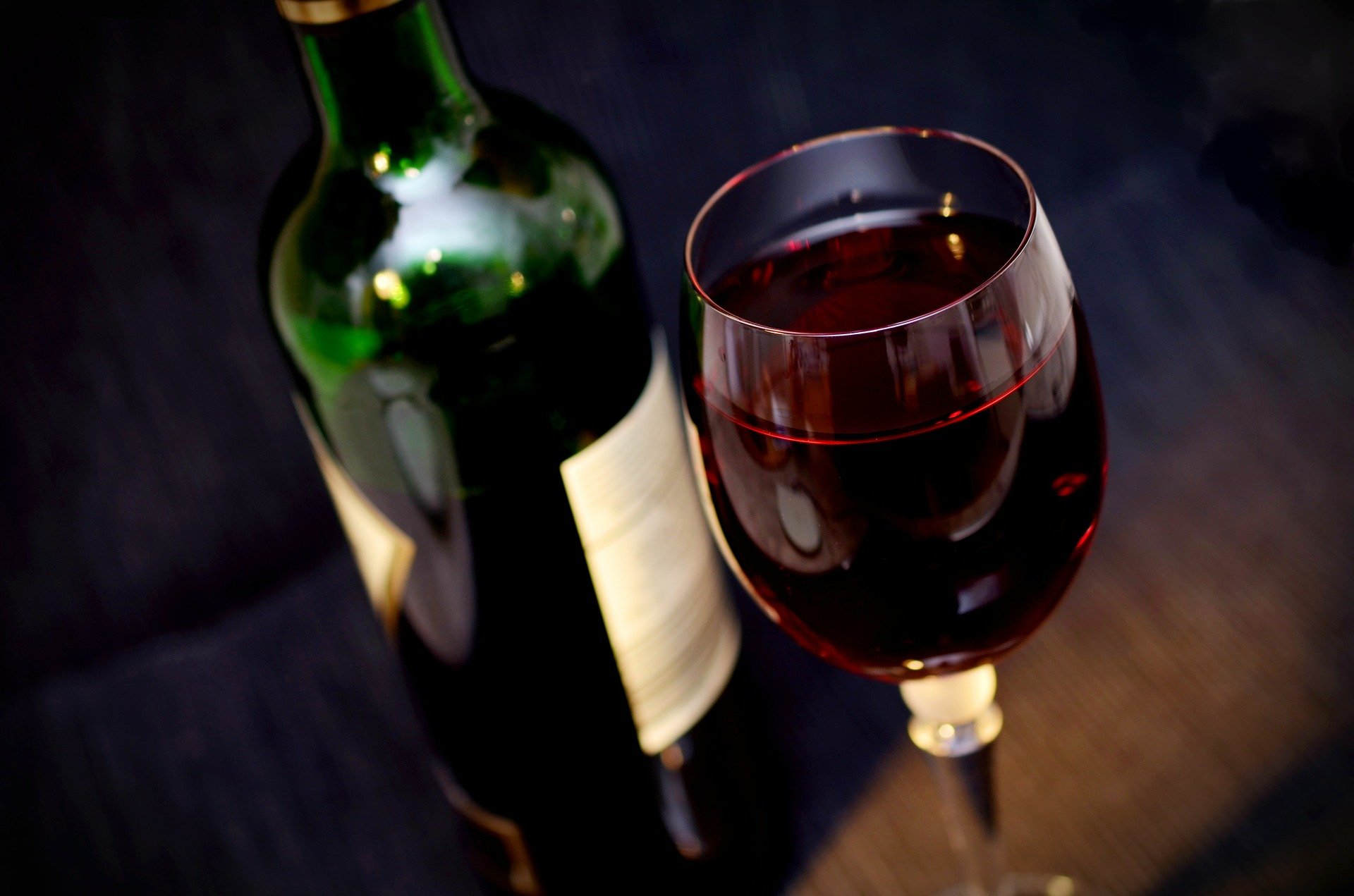 Sklep wina – trunki pochodzące z winnic całego świata